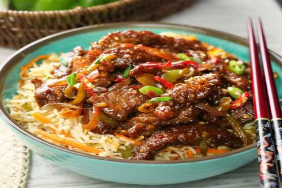 Chicken Chili Gravy with vegetable and fried price Set Menu 1