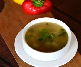 Vegetable Clear Soup with Bread Roll