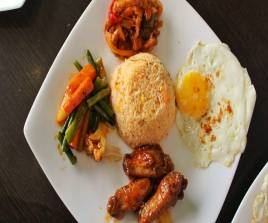 Beef Chili Gravy with vegetable and fried price Set Menu 5